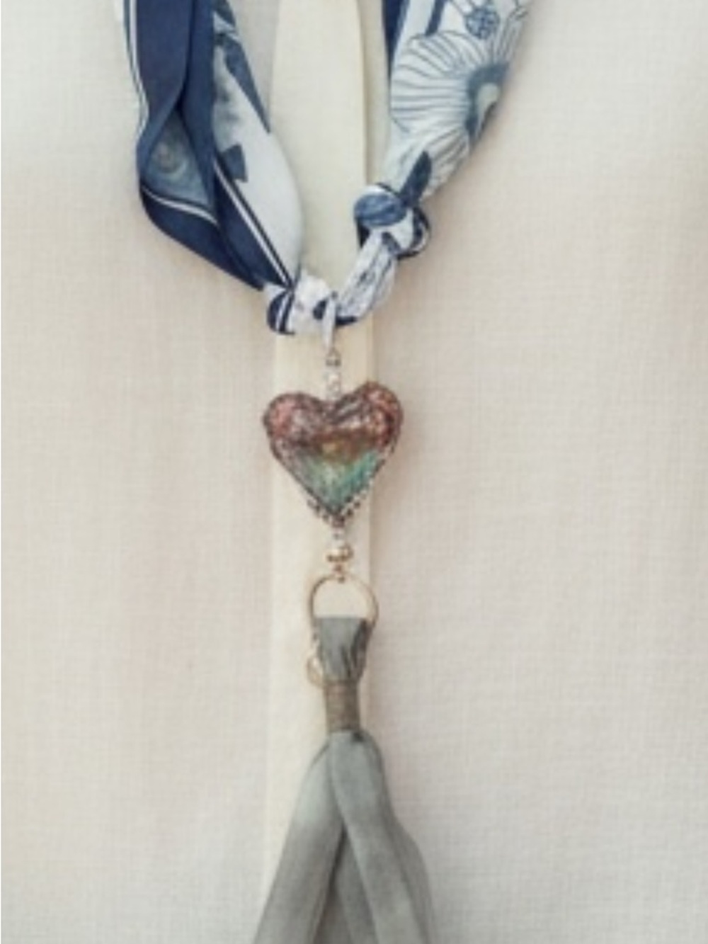 Women's Scarf Twilly Necklace with Heart Pendant - Blue & Green